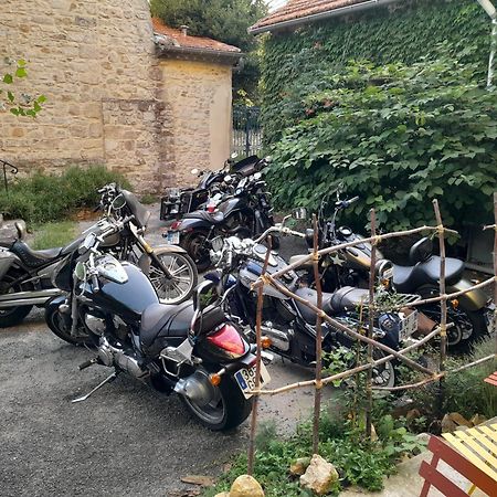 Saint-Florent-sur-Auzonnet Le Prieure B&B 외부 사진