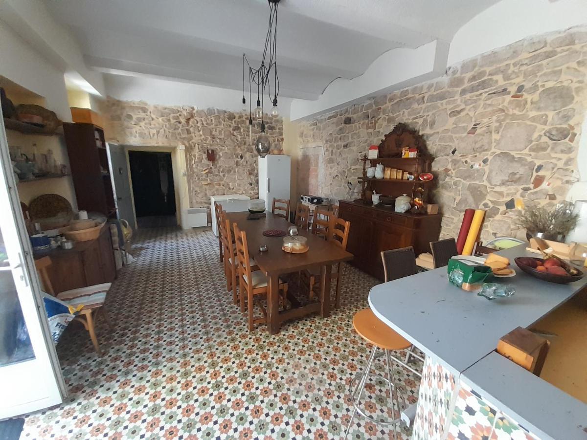 Saint-Florent-sur-Auzonnet Le Prieure B&B 외부 사진